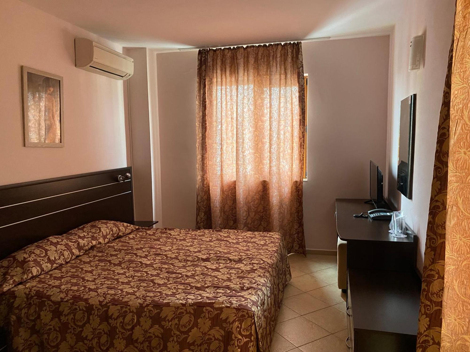 Hotel Atol Sunny Beach Buitenkant foto